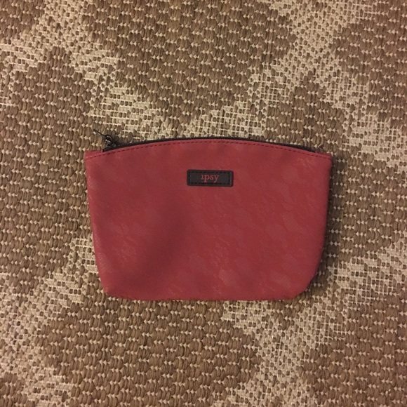 IPSY MYSTERY MAKEUP BAG 💄🎀💋 - Picture 2 of 5